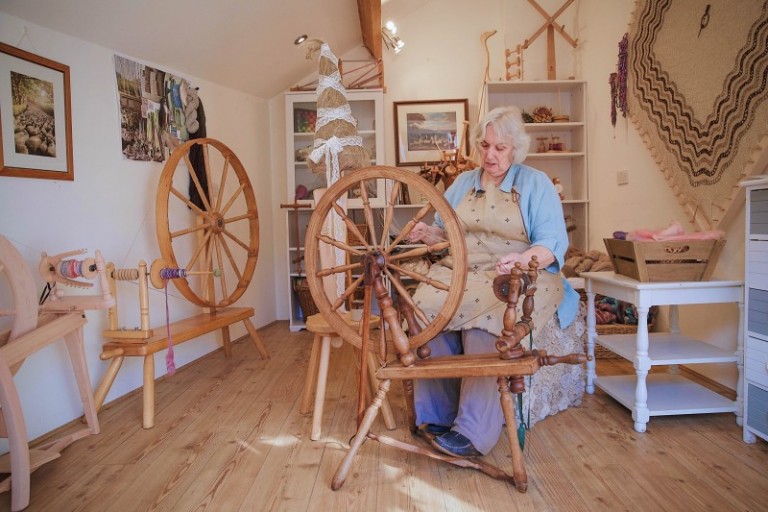 Wool Spinning Lessons & Classes Learn to Spin Yarn